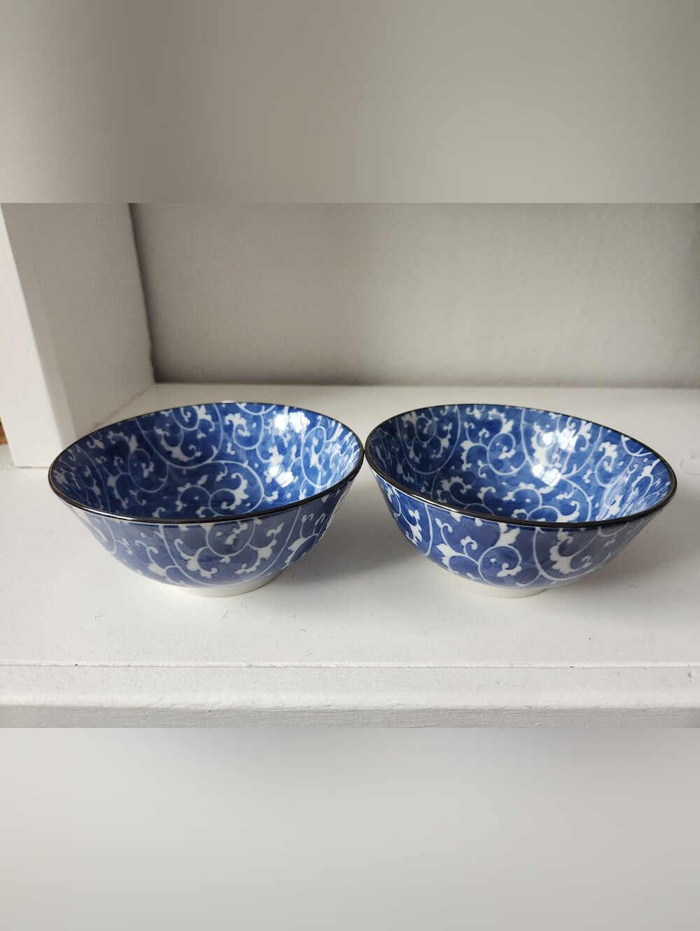 Blue & White Floral Chinoiserie Porceain Bowls Set Of 2 6 In Wide